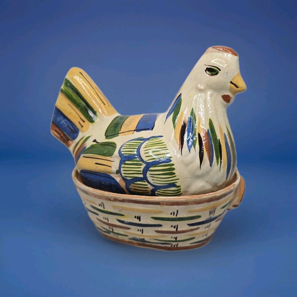 LARGE MEXICAN 1940s TLAQUEPAQUE FOLK ART POTTERY CASSEROLE CHICKEN HEN ON NEST